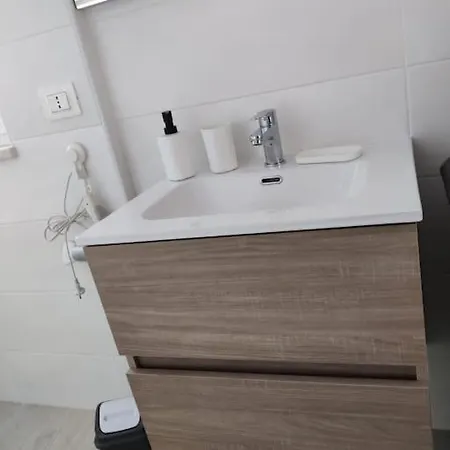 Apartment Grazioso Attico -vasto Ch, Italy *